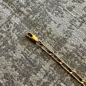 Miranda Frye paperclip chain bracelet